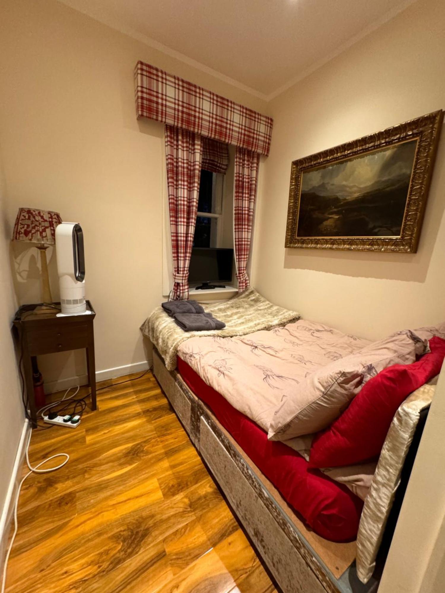 Hotel The West Highland Way Pitches à Glasgow Extérieur photo